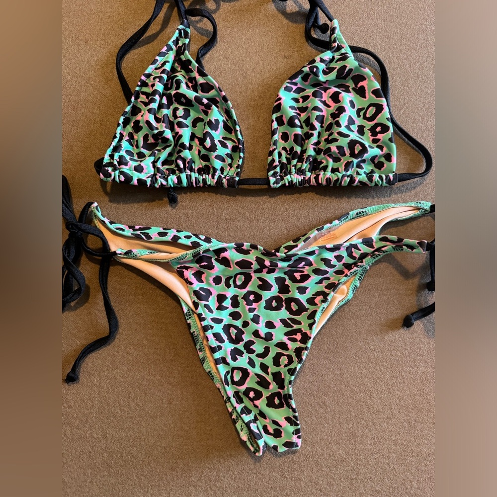Doll bikini set
